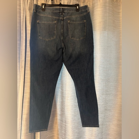 Lauren Conrad Dark Wash Skinny Jeans Short Length NWT Classic Casual - Picture 2 of 5